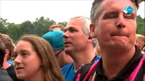 De Staat - Get on screen [ Live @ Pinkpop 2016 ]