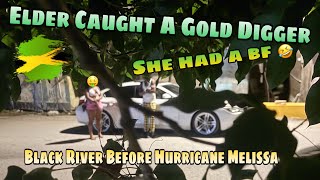 Gold Digger Stop caring about her Boyfriend at home 