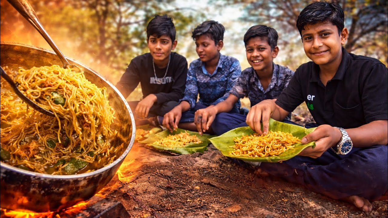 ನಾರ್ತ್ ಇಂಡಿಯನ್ ಸ್ಪೆಷಲ್ ನೂಡಲ್ಸ್ (@ಮಲ್ನಾಡು ಕುಕಿಂಗ್ಸ್) North Indian special noodles.