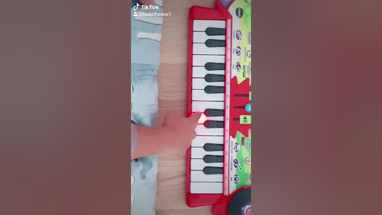 un kilomètre a pied en piano YouTube
