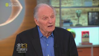 Alan Alda Reveals He Has Parkinson's Disease