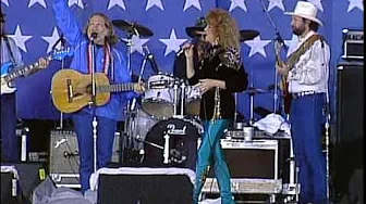 Willie Nelson, Arlo Guthrie and Dottie West - The City of New Orleans (Live at Farm Aid 1985) Willie Nelson, Arlo Guthrie and Dottie West - The City of New Orleans (Live at Farm Aid 1985)