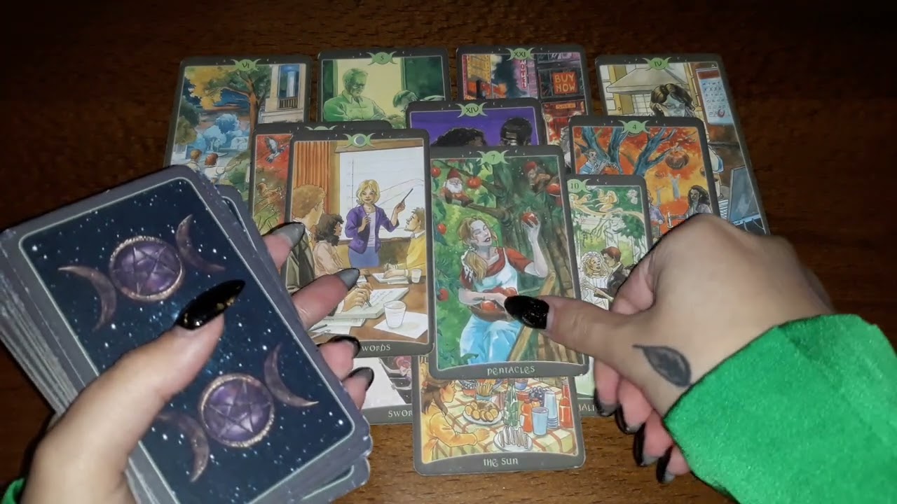 რაზე დამელაპარაკება ჩაფიქრებული პიროვნება?👩‍❤️‍👨🔮💚