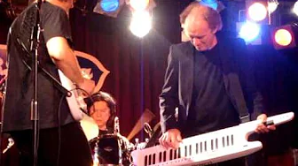 Gary Wright- Can't Find The Judge Gary Wright- Can't Find The Judge