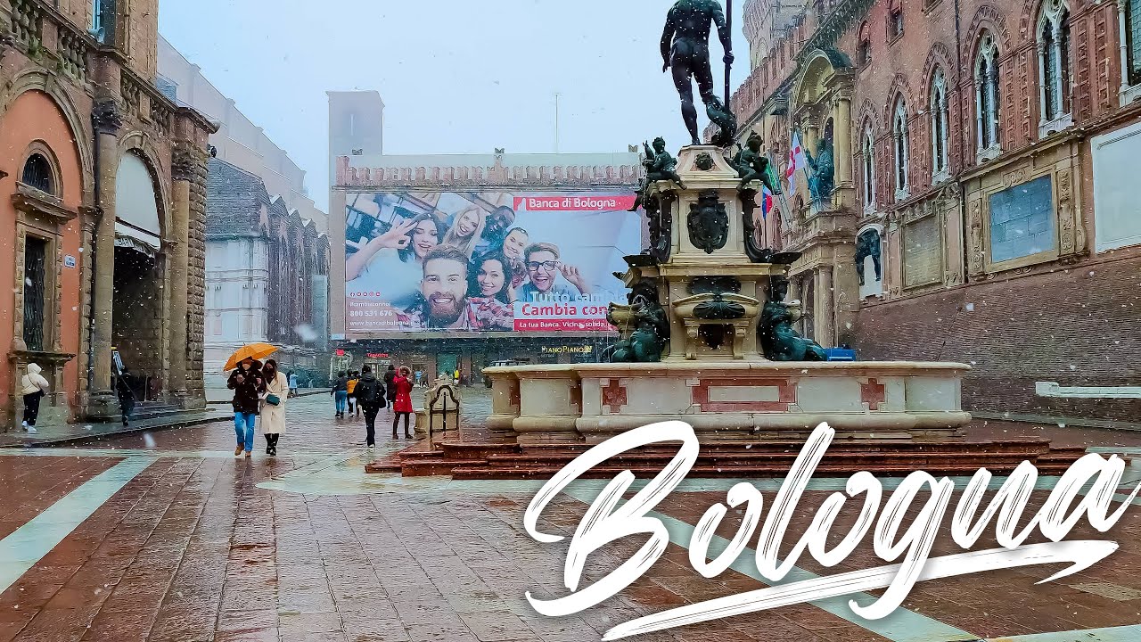 SNOW CITY. WINTER TALE. BOLOGNA. Italy 4k Walking Tour around the
