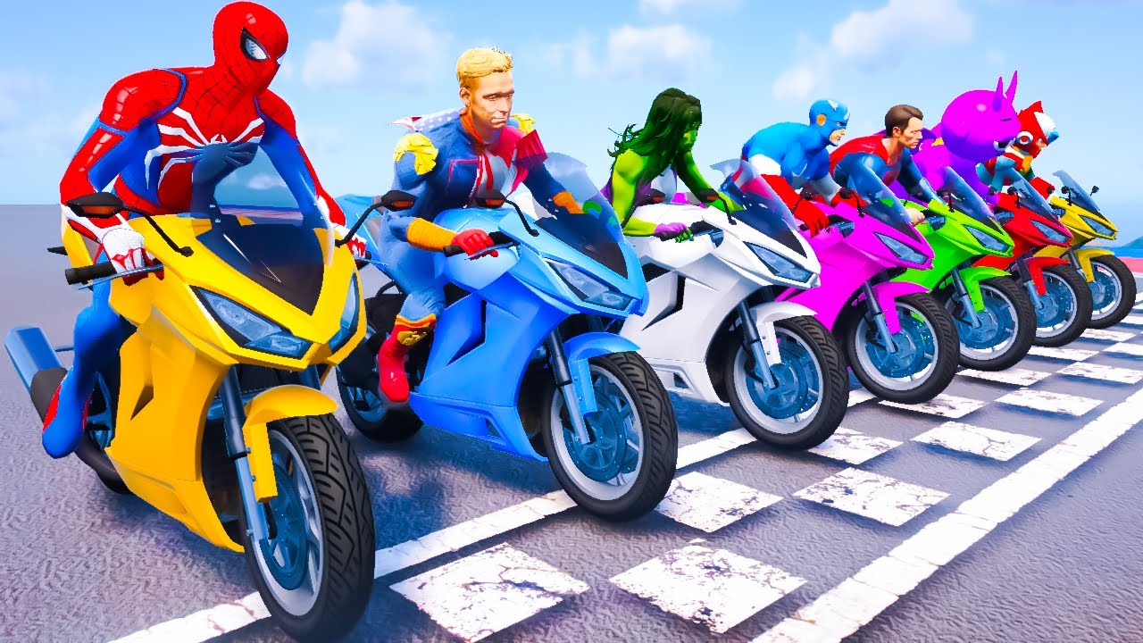 SUPERHEROES SPIDERMAN HULK GOKU Racing Motorcycles on MEGA Beach Ramp in GTA5