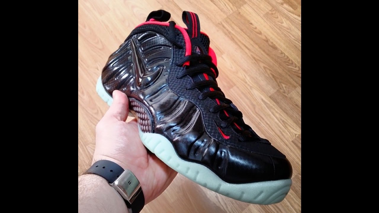 Nike Air Foamposite Pro "Yeezy" Review/Glow Test!