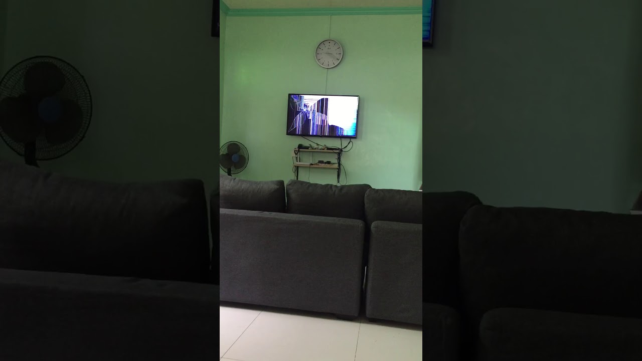 BROKEN TV MOTHER'S DAY PRANK