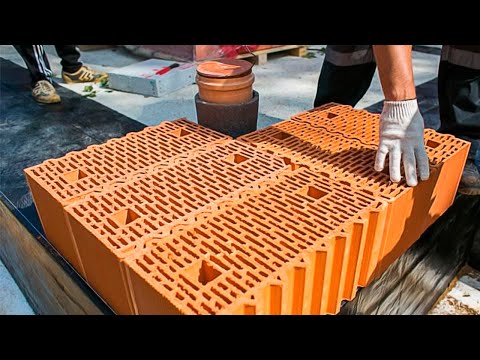 Видео: Большой керамический блок / В чем преимущество керамоблока перед кирпичом и газоблоком?