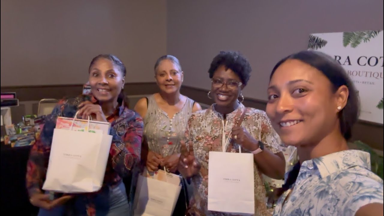 Weekday pop-up vlog: sip & shop with me at the incredibowl 🍷🛍