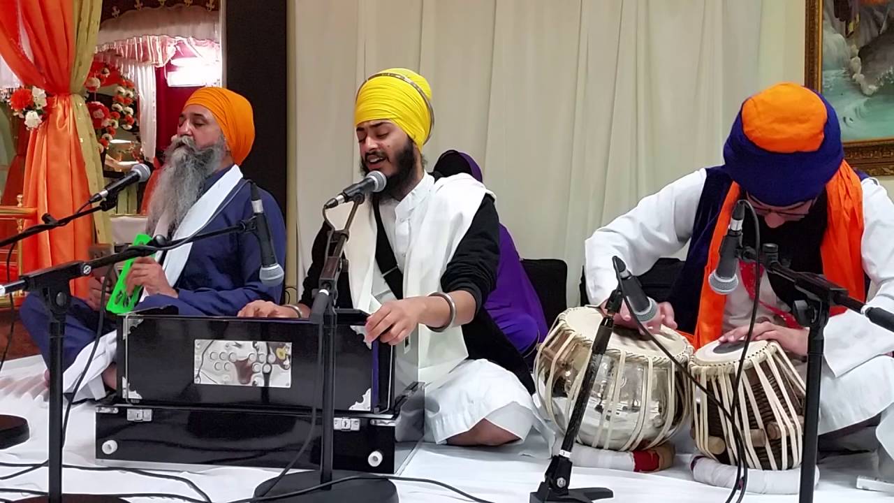 Bhai Rajan Singh - Baba Aakhe Haajeeaa
