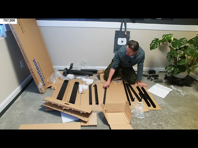 FlexiSpot E6 Bamboo 3-Stage Dual Motor Electric Standing Desk 55x28