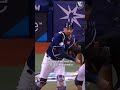 Sorprendente tiro de catcher muestra perfecci&oacute;n en MLB