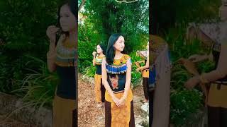 Pesona Gadis Dayak Kalimantan#shorts #short #viral