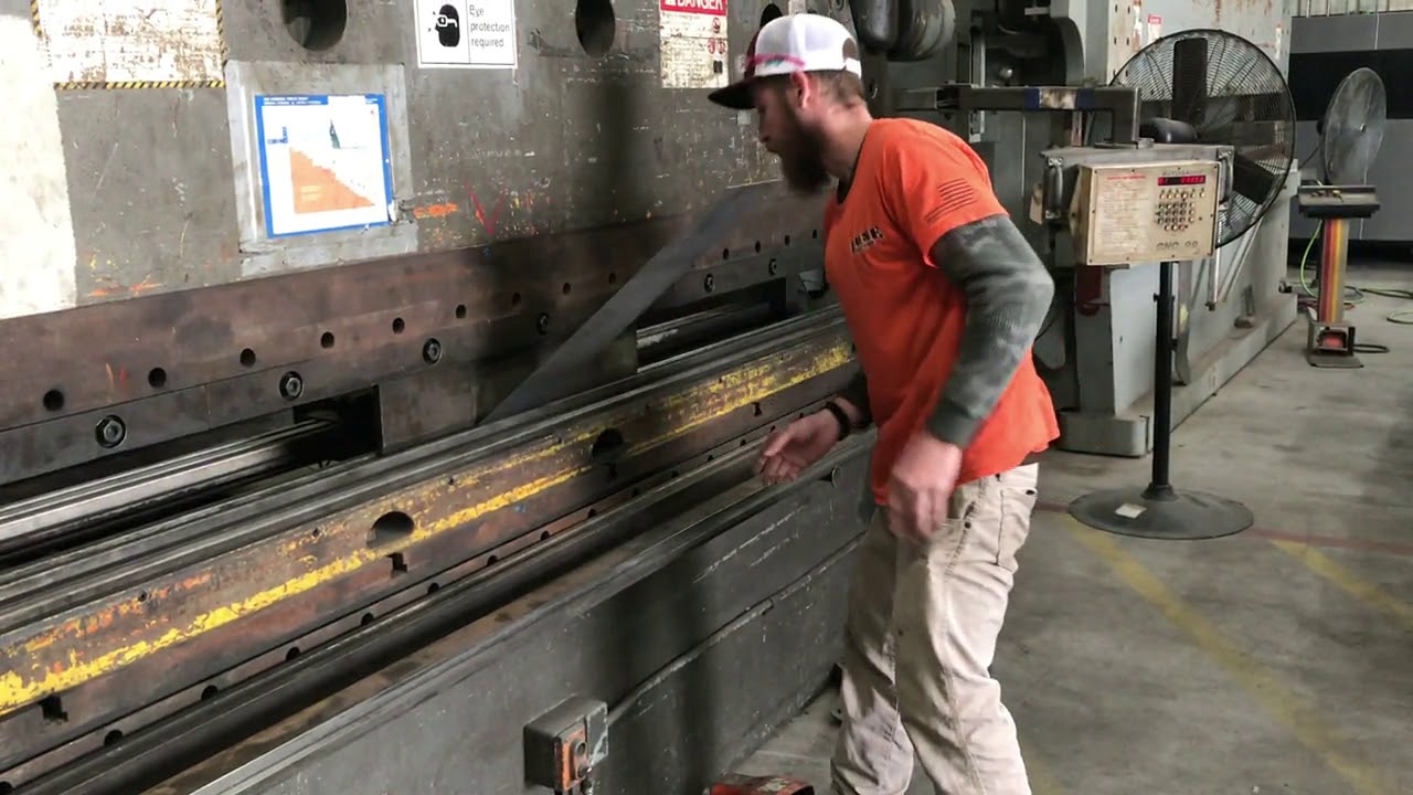 Cincinnati 7 Series 12' 175 Ton Press Brake w CNC Back Gauge YouTube