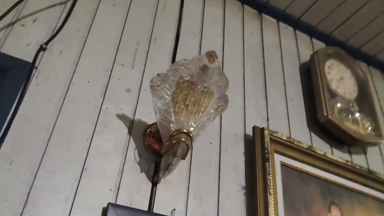 2x broken chandeliers at my cousin's house 