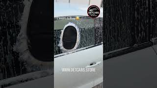 🧼 Quand le gant de lavage colle à la carrosserie… c’est que la mousse fait le job ! 👌