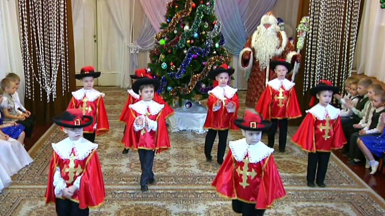 Танец Мухича Новогодний Танец Мухича Новогодний