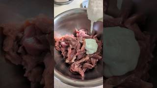 Marina de esta forma con tus condimentos favoritos, y tendrás la carne más blandita del 🌎.  #kefir