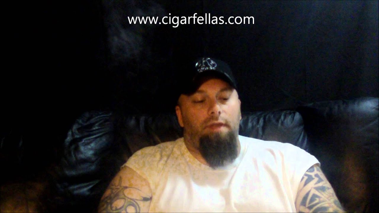La Palina El Diario Robusto Cigar review