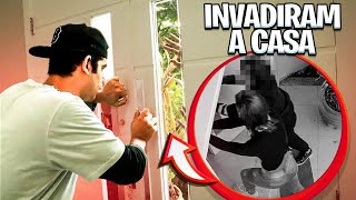 Minha Ex Amiga Que Me Roubou Pagou Duas Meninas Pra Vir Me Bater Elas Quebraram A Minha Porta