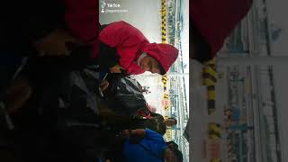 Download Lagu sedih karna hujan 🤣🤣🤣 MP3