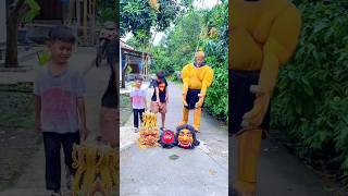 Pakai topeng buto bersamaan