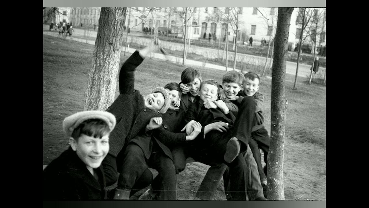 Друзья мальчики. Друг детства. Друг детства. Детям о дружбе. Счастливое советское детство.