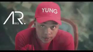 Download lagu A_Reece Meanwhile in Honeydew Lyrics