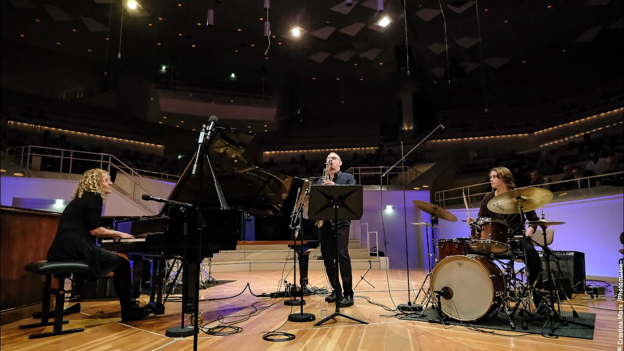 'Inside Colours' Trio at the Berlin Philharmonie Kammermusiksaal  'Expectations'