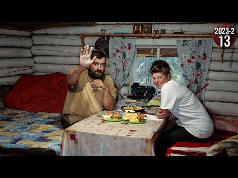 Видео: Вернулись в избу, а там полный п... Мы в шоке. Жизнь семьи в глухой тайге Приполярного Урала. 13с