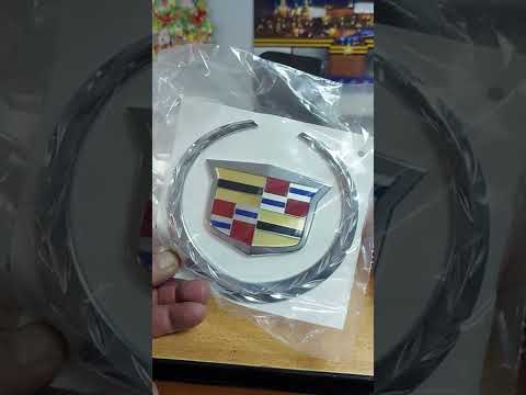 Эмблемка  на  кадиллак  эскалейд