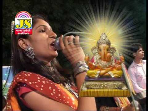 New Jignesh kaviraj Song  Abhita patel  Ganpati Ayo bapa  Live Garba  Best Gujarati Song 2017