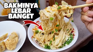 LARIS MANIS !! BELI BAKMI AYAM INI AJA SAMPAI ANTRI - SUDAH 2 GENERASI !! INDONESIA STREET FOOD