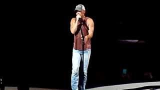 Kenny Chesney ~ There Goes My Life ~ Nashville, TN ~ 3/27/15 chords