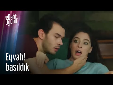 Manitamla Yataktayken Teyzemlere Yakalandık | Cemre Baysel Sahneleri