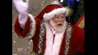 Santa Claus in the 2006 Macy's Thanksgiving Day Parade Santa Claus in the 2006 Macy's Thanksgiving Day Parade