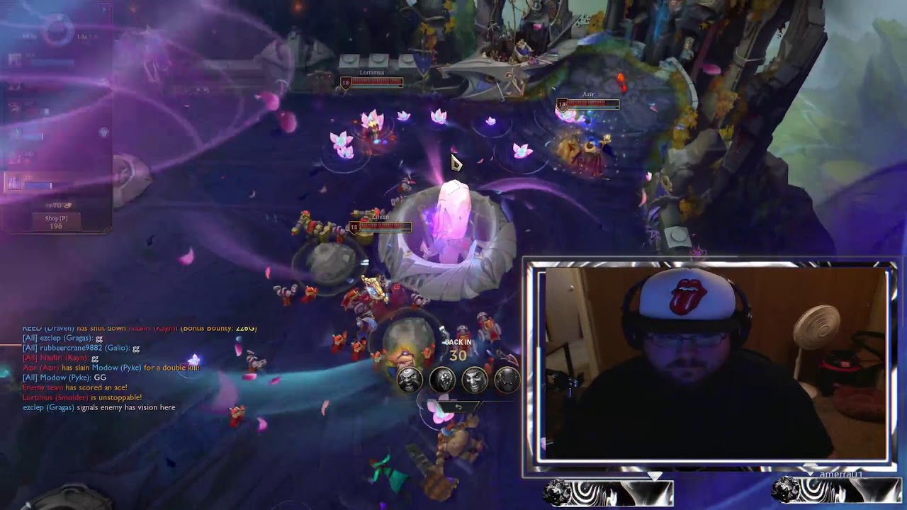 Fisting in the mid lane