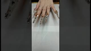 Oana Flutur jewelery nails