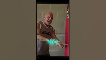 THE SECRET TO A KNOCKOUT PUNCH 🤯 (Bas Rutten) #fight #fighttips #mma #basrutten #shorts