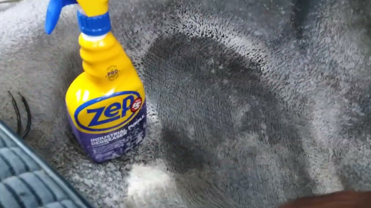 Zep Inc. Commercial Purple Cleaner and Degreaser Concentrates, 2.5