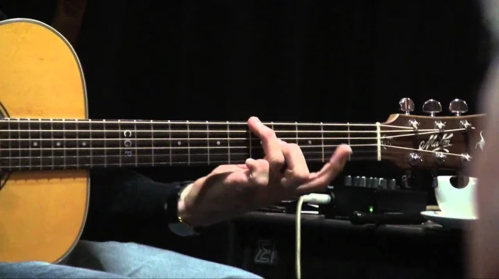 TOMMY EMMANUEL - STRUTTING - (essential tommy)- KE...