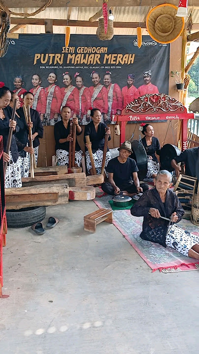 Musik Lesung Suku Osing Banyuwangi grup gedhogan Putri Mawar Merah tua tetap semangat #sunriseofjava
