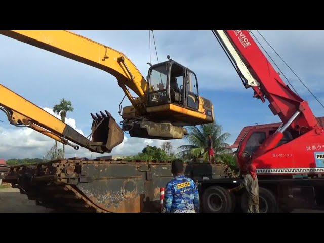 🔴Proses Perakitan Excavator Amfibi‼️Beko Alat Berat Excavator Swamp class=