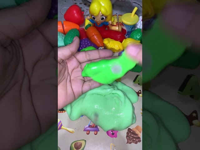 Playing cutting slime ASMR