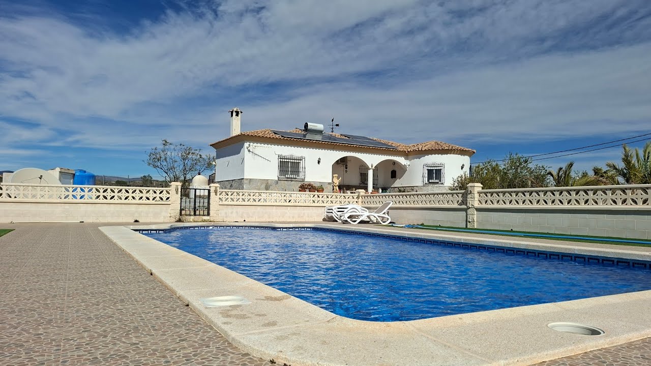 Продается недвижимость в Испании за 279 950 евро. Вилла Freesia - Partaloa. 3 спальни, 2 ванные к...