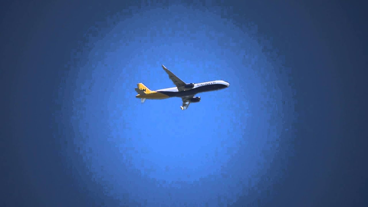 Monarch Airlines Flight 403 (Faro to BHX)