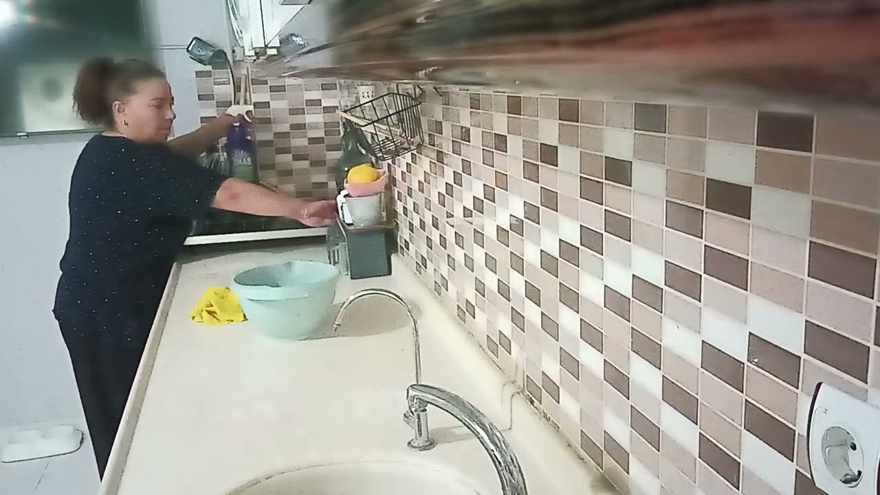 Bulaşık makinem bozuluyor galiba çok üzüldüm 🤔