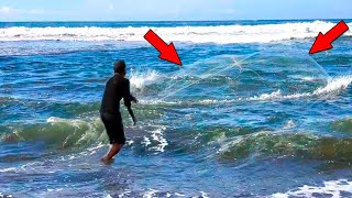 Este pescador no se dio cuenta de que no eran peces, tiró la red y mira la sorpresa que se llevó by incognitados 2,399 views 2 months ago 9 minutes, 23 seconds