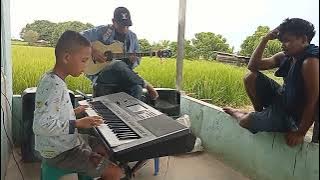 pemain keyboard cilik|| dengan pemain gitar handal || Gondang Batak|| pemula